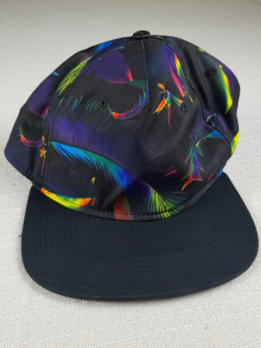 Nike Paradise Pro Hat Size One Size Fits Most Black Tropical Floral Snapback